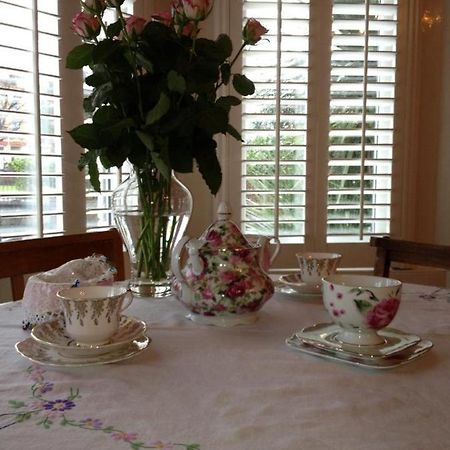 Raymonds Bed & Breakfast ดักลาส ภายนอก รูปภาพ