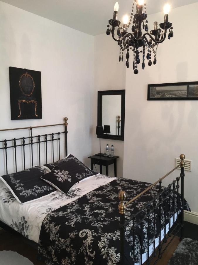 Raymonds Bed & Breakfast ดักลาส ภายนอก รูปภาพ